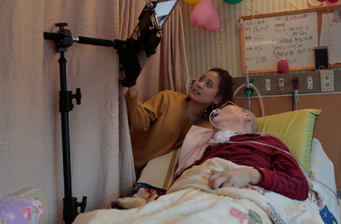 中風溝通，有愛無礙 搭起與家人溝通連結的橋樑